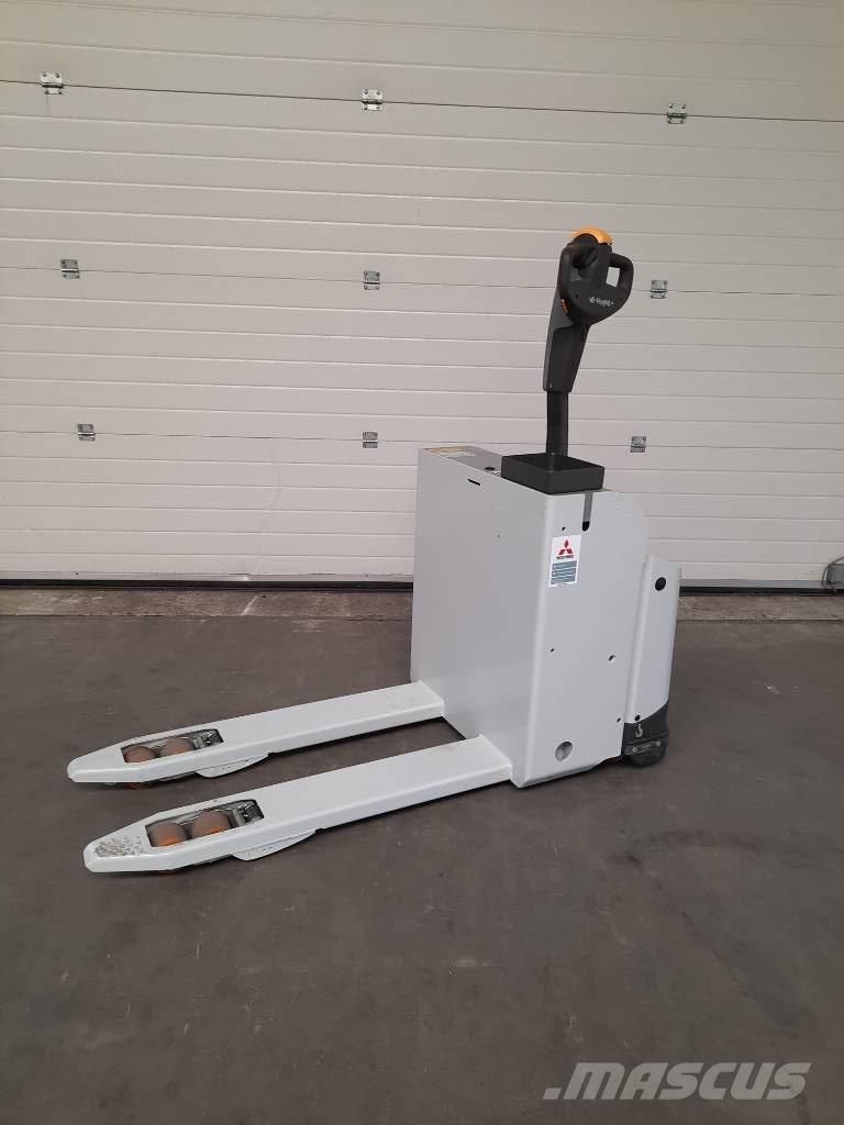 UniCarriers PLL180 Zemie palešu pacēlāji