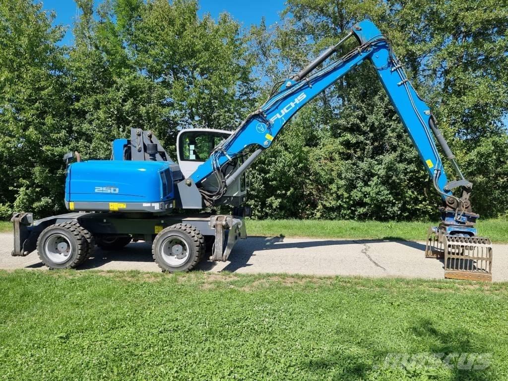 Fuchs MHL 250 Industriālie iekrāvēji