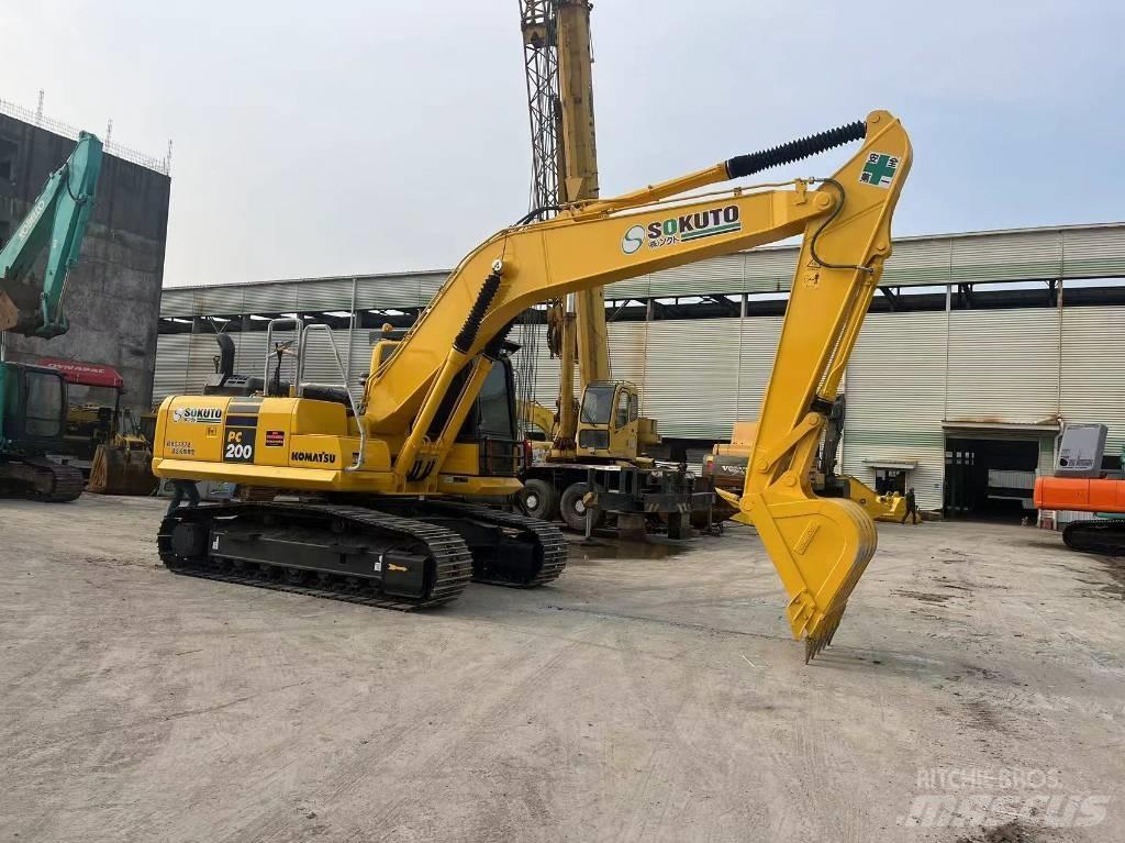 Komatsu PC 200-8N1 Kāpurķēžu ekskavatori