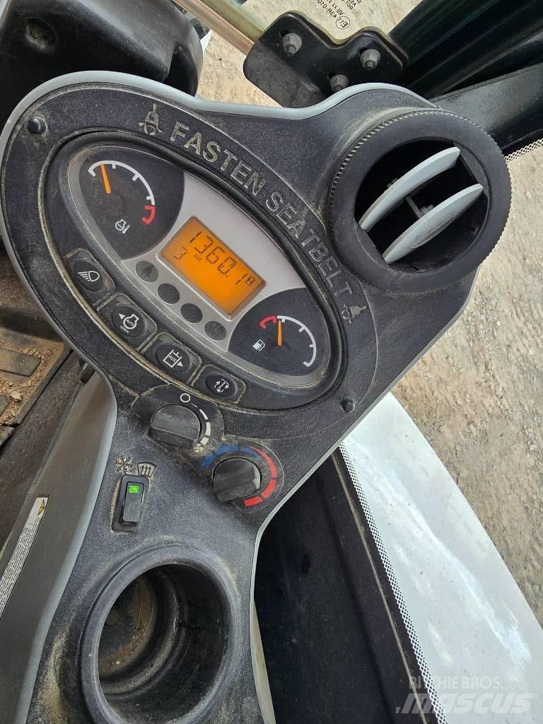 Bobcat E35 Mini ekskavatori < 7 t