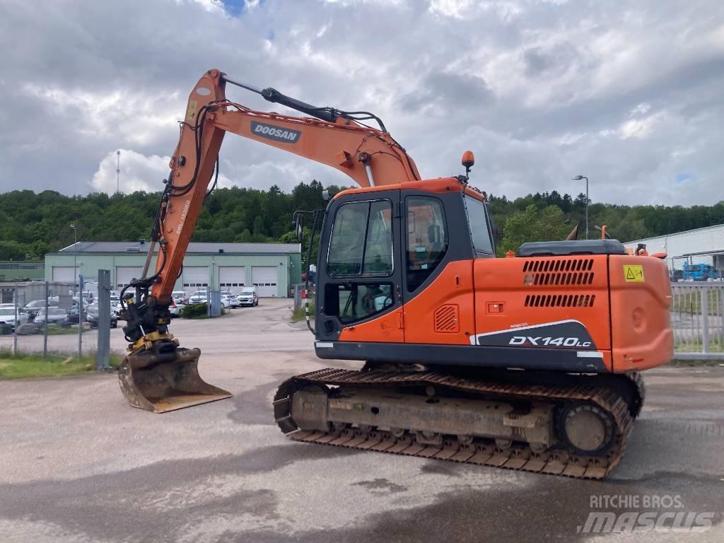 Doosan DX 140 LC-3 Kāpurķēžu ekskavatori