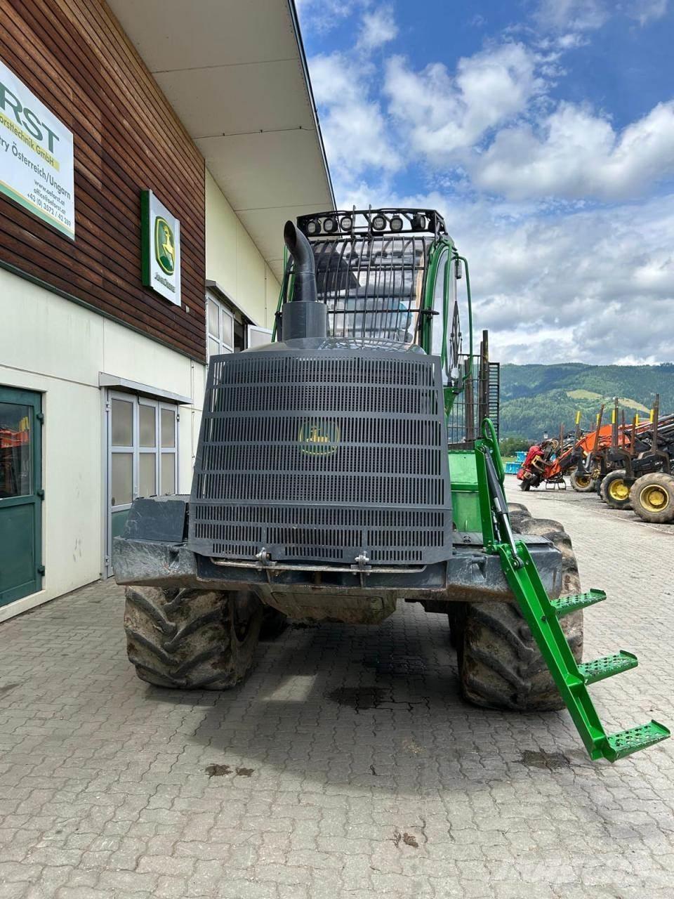 John Deere 1510 G Forvarderi