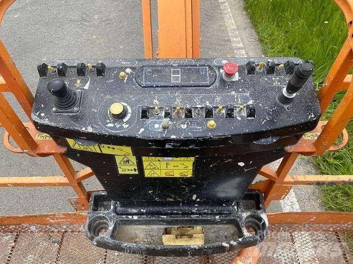 JLG 800AJ Strēles pacēlāji