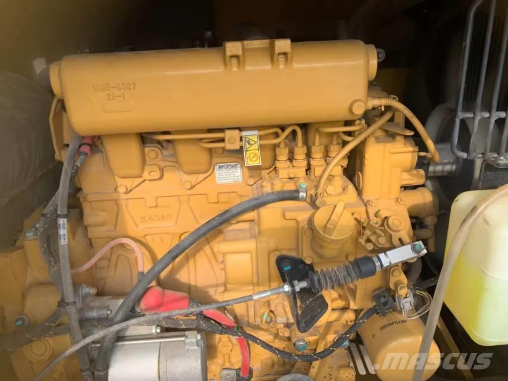 CAT 307,5 Kāpurķēžu ekskavatori