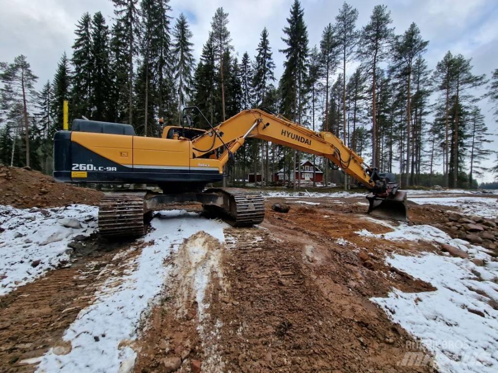 Hyundai 260 LC Kāpurķēžu ekskavatori