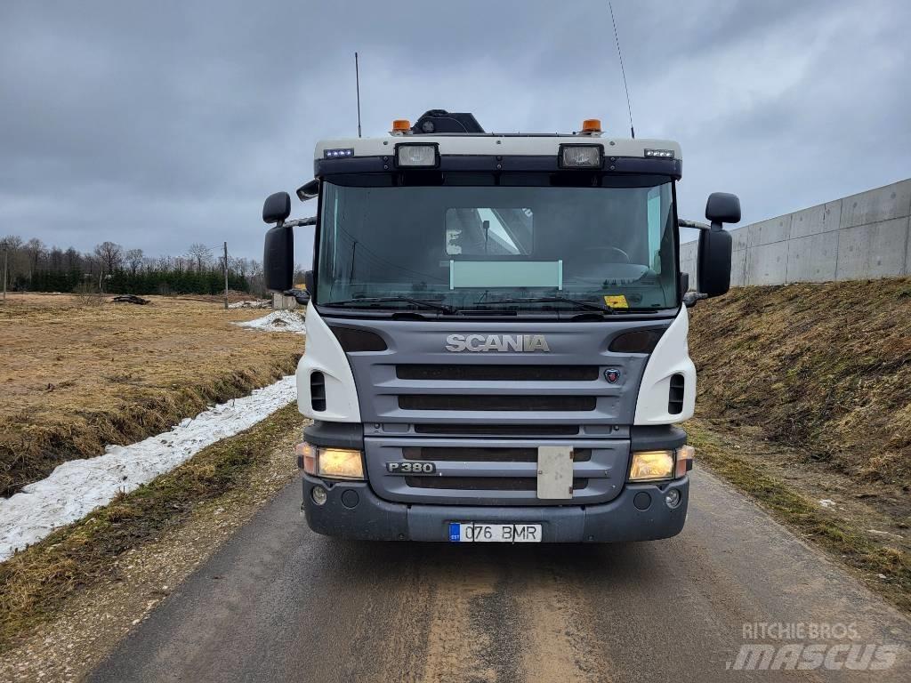 Scania P 380 Smagās mašīnas ar celtni