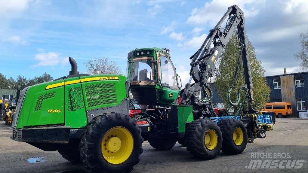 John Deere 1270 G Harvesteri