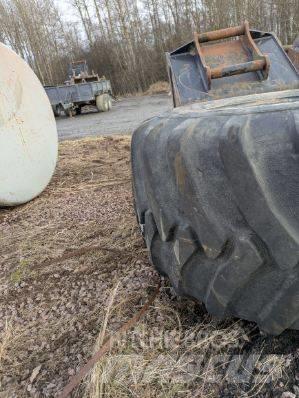 Hitachi ZX 140 W-5 Ekskavatori uz riteņiem