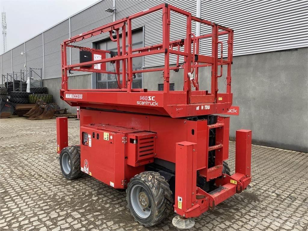 Manitou 140SC Šķerveida pacēlāji