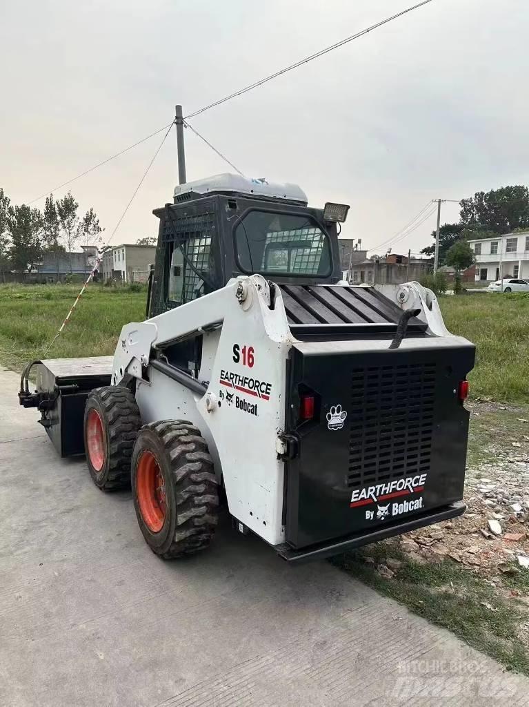 Bobcat S 16 Lietoti riteņu kompaktiekrāvēji