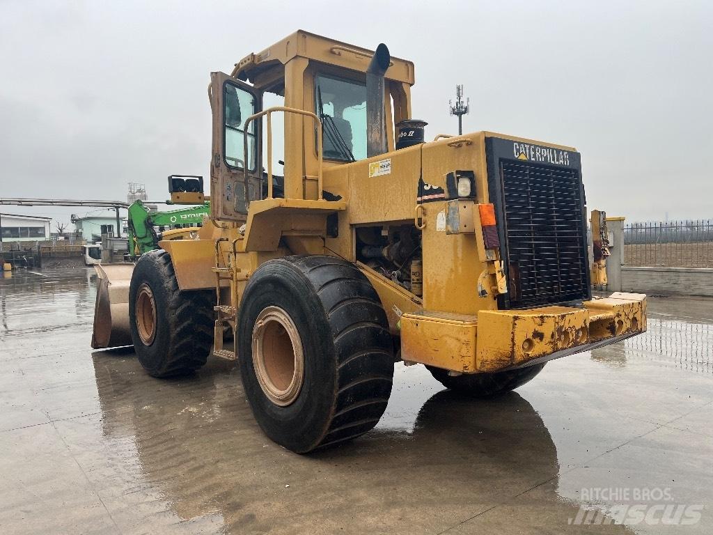 CAT 950 F Iekrāvēji uz riteņiem