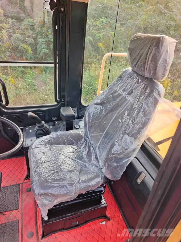 LiuGong 856 Iekrāvēji uz riteņiem