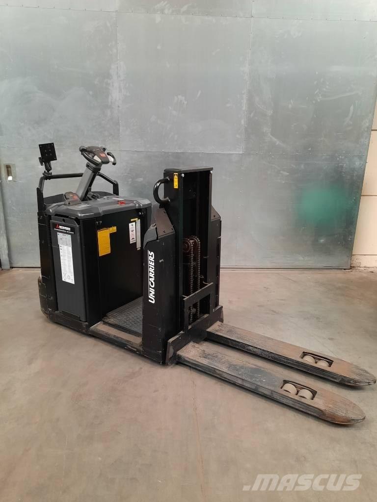 UniCarriers OEP120 Pasūtījumu savācējs mazam augstumam