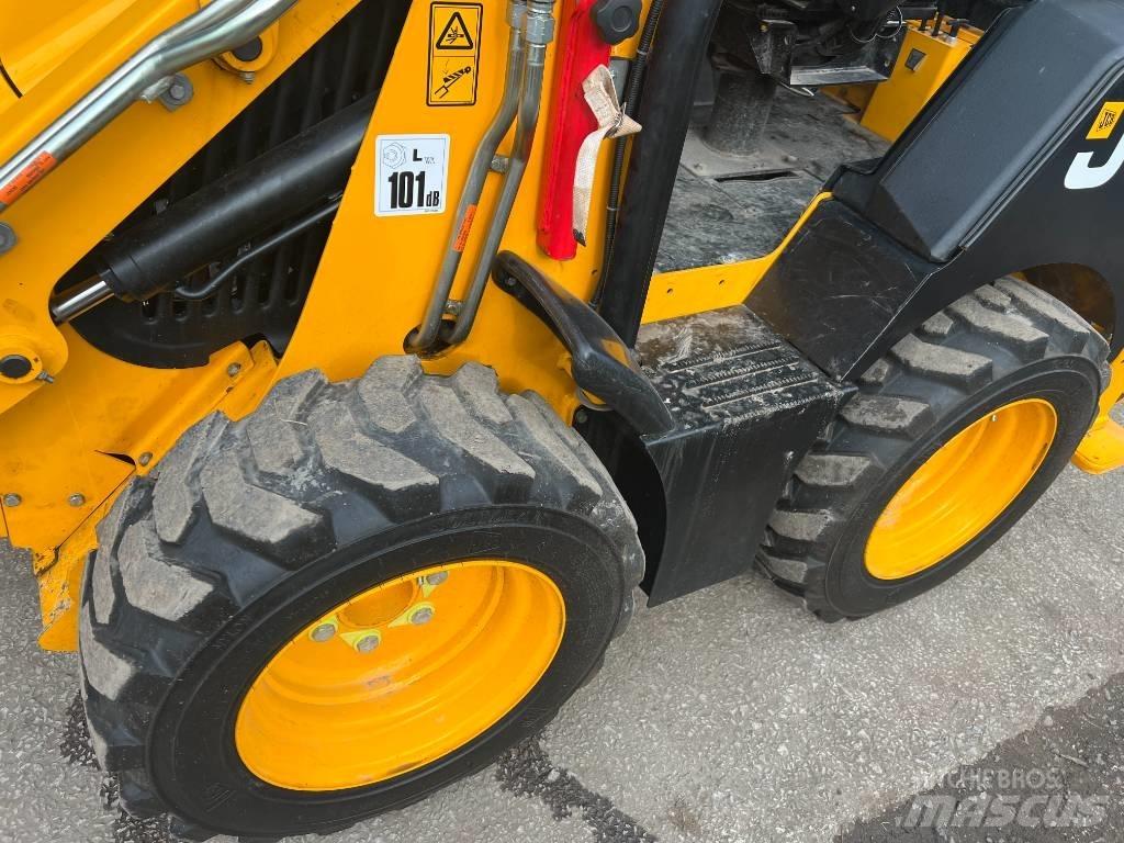 JCB 1 CX Ekskavatori-iekrāvēji