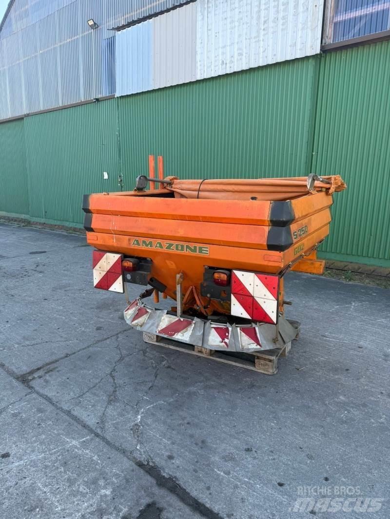 Amazone ZA XS Smilšu un sāls kaisītāji
