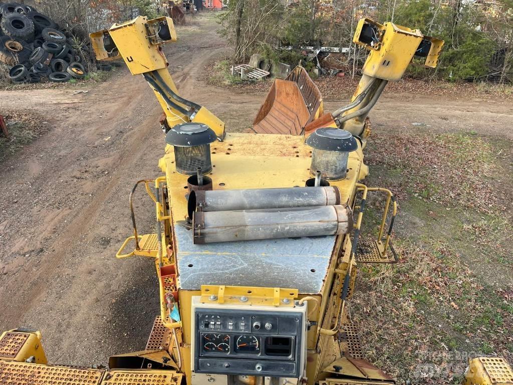 CAT D 11 R Kāpurķēžu buldozeri