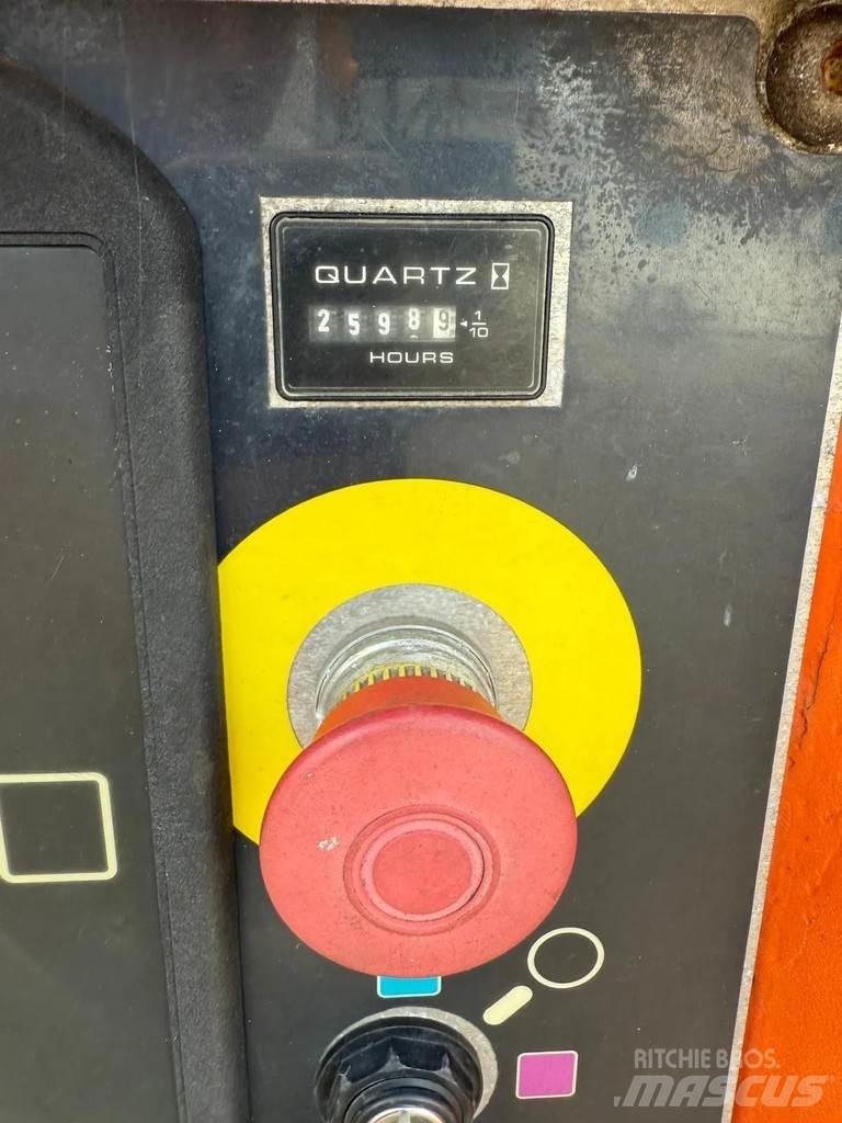 JLG 340 AJ Strēles pacēlāji