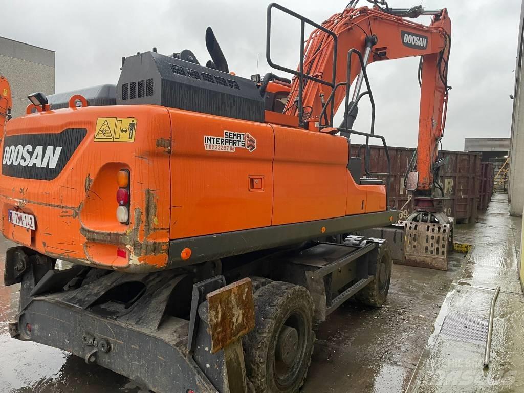 Doosan DX 210 W - 5 Ekskavatori uz riteņiem
