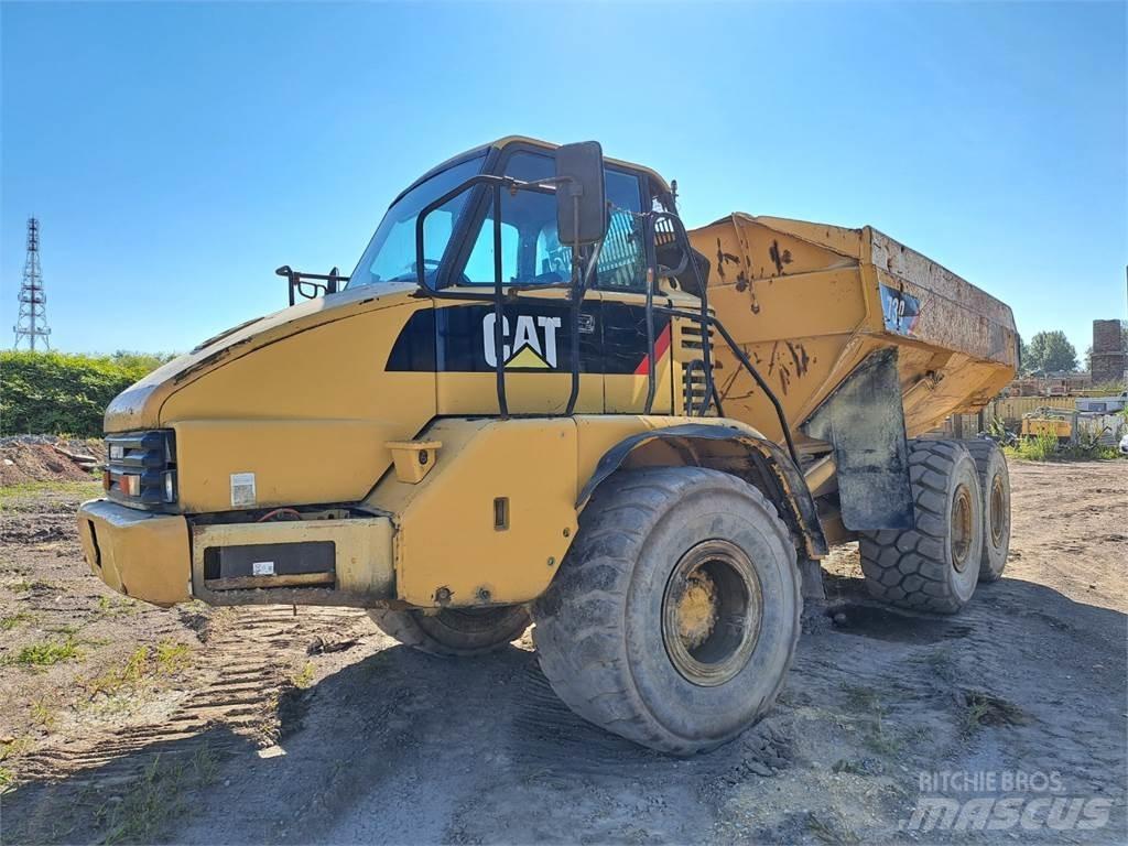 CAT 730 Šasija ar kabīni