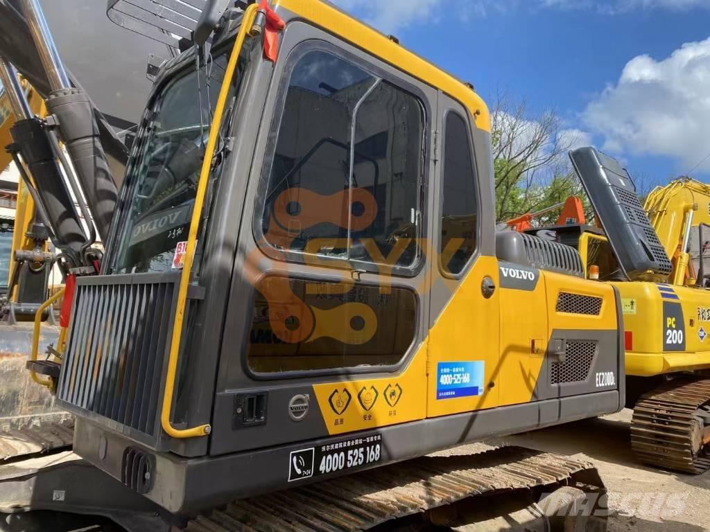 Volvo EC 200 Kāpurķēžu ekskavatori