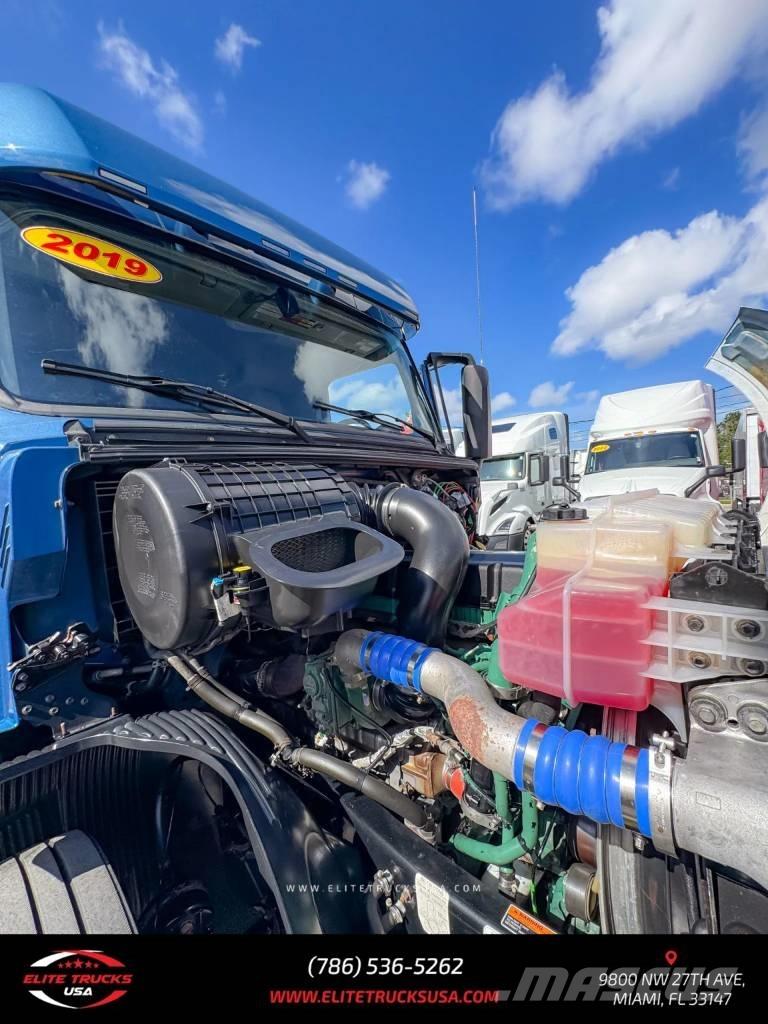 Volvo Commercial VNL Vilcēji