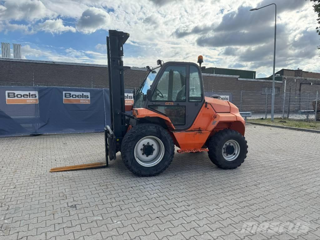 Manitou M 30.4 Tehnika ar dīzeļa dzinēju