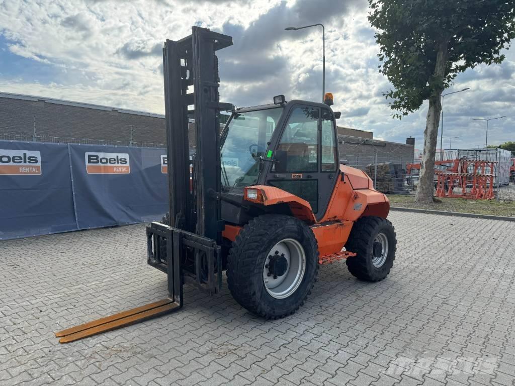 Manitou M 30.4 Tehnika ar dīzeļa dzinēju
