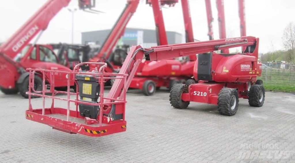 JLG 800 AJ Strēles pacēlāji