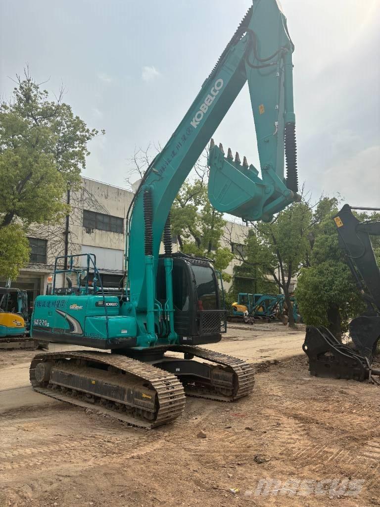 Kobelco SK210 Kāpurķēžu ekskavatori