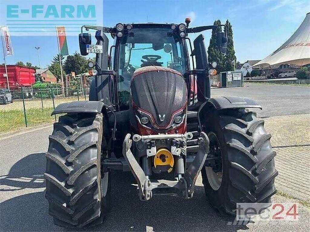 Valtra n 155 ed Traktori