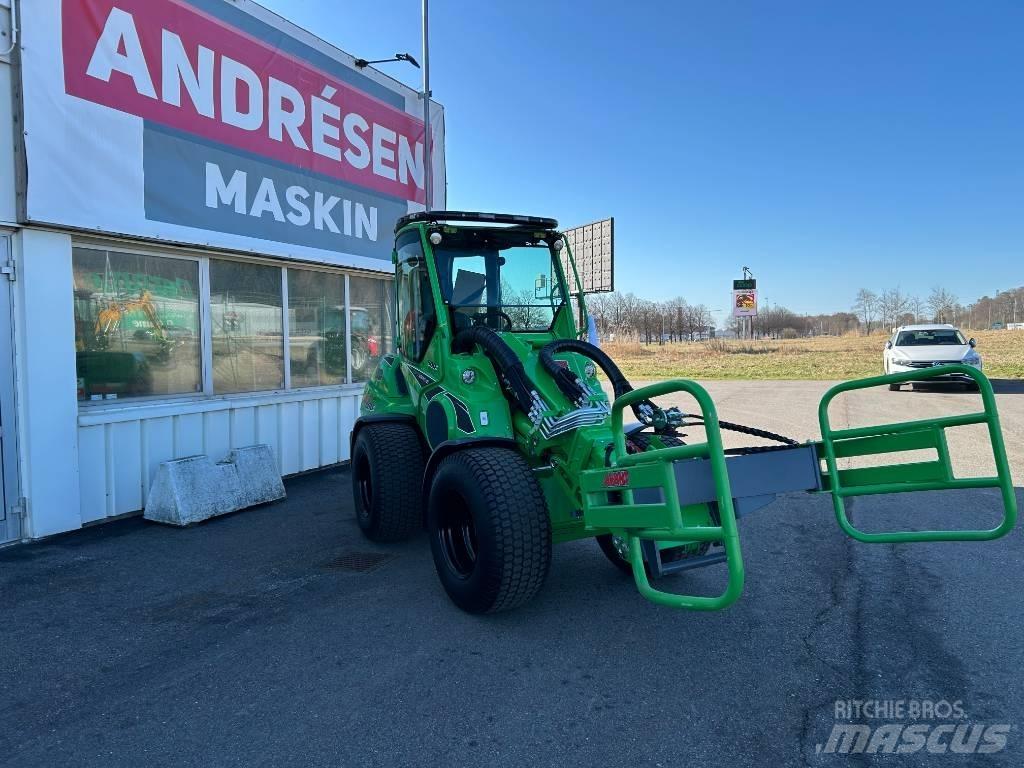 Avant Avant 860 I Lietoti riteņu kompaktiekrāvēji