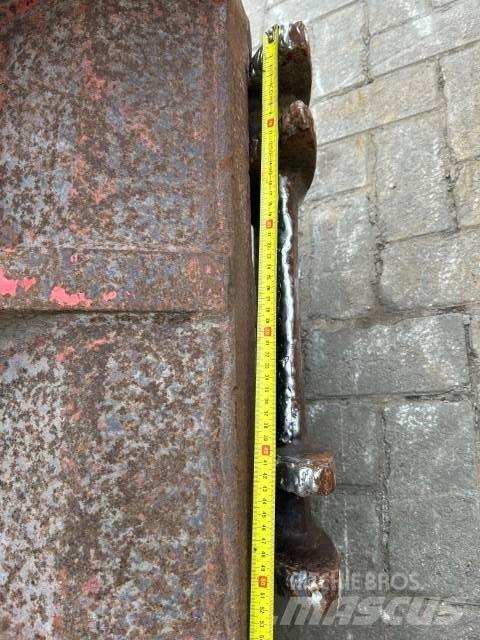  Betonbreker Gebruikt Āmuri/Drupinātāji