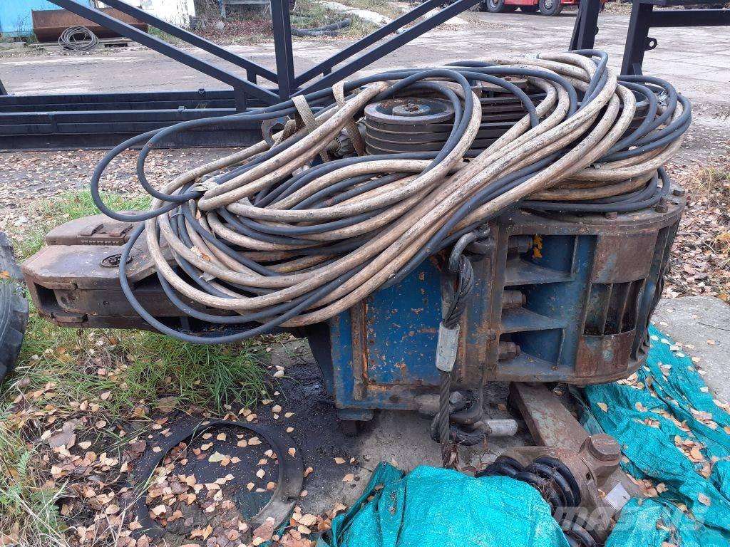  Tomen VM2-2000 Hidrauliskie pāļu āmuri