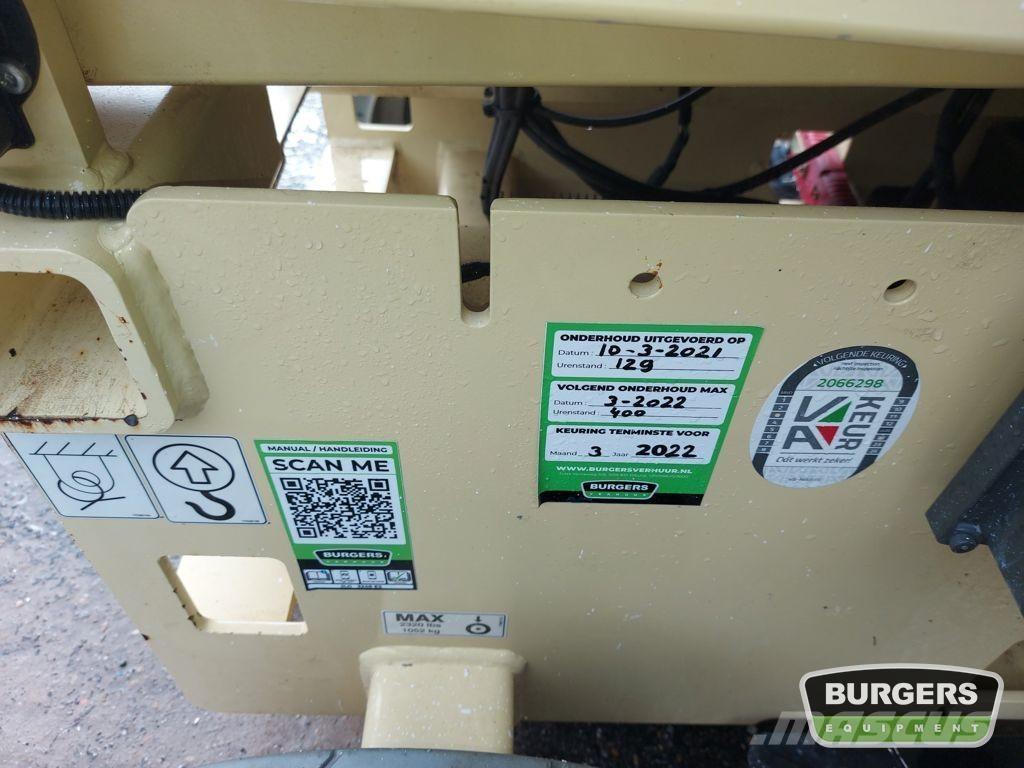 JLG 3246ES Šķerveida pacēlāji