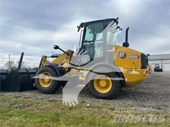 CAT 908M Iekrāvēji uz riteņiem
