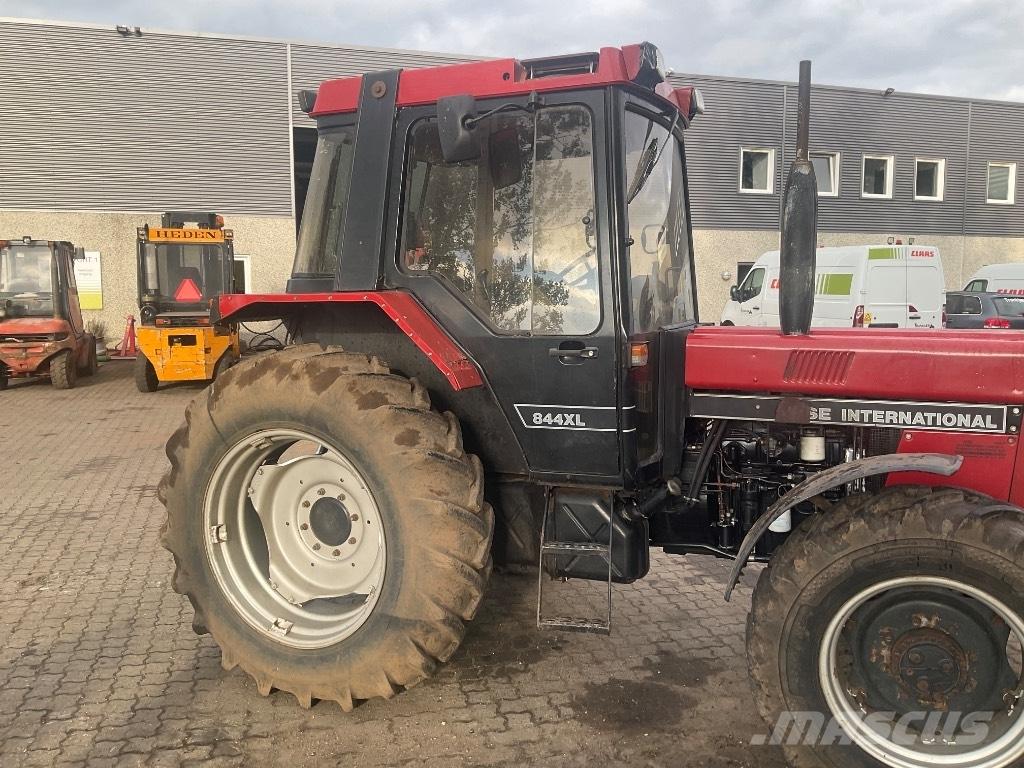 Case IH 844 xla Traktori
