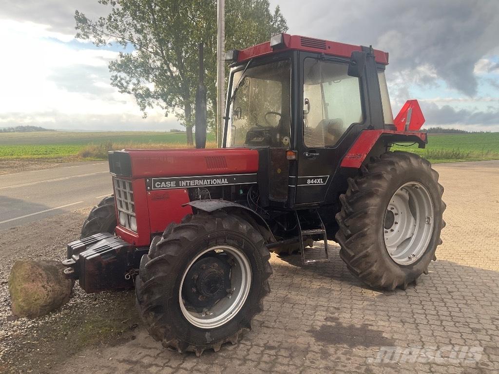 Case IH 844 xla Traktori