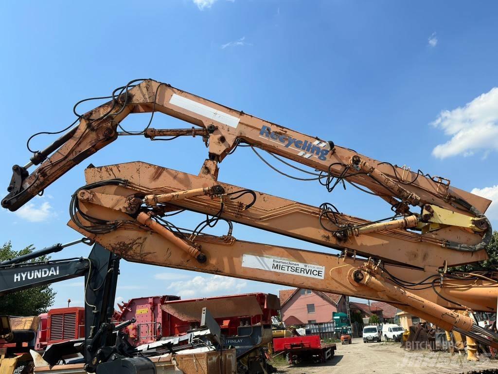 Nobas UB1236 Demontāžas ekskavators