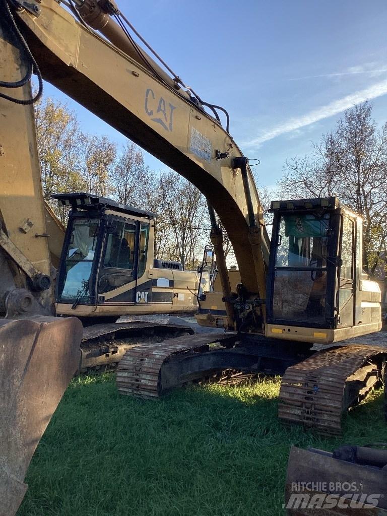CAT 320 L Kāpurķēžu ekskavatori