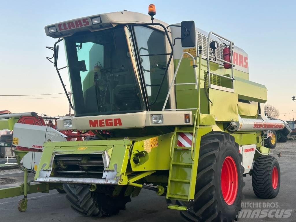 CLAAS Mega 202 Ražas novākšanas kombaini