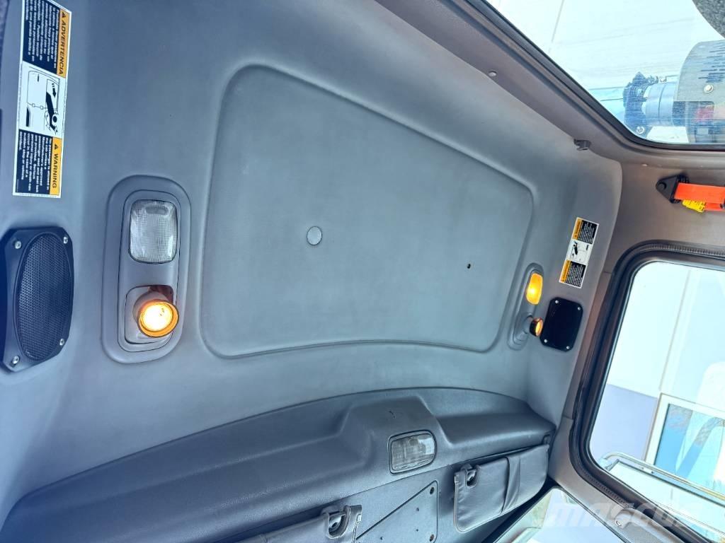 Peterbilt 357 Kabeļu pacēlājs nomontējamām kravas mašīnām