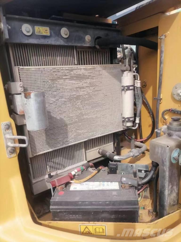 CAT 307E2 Vidēja lieluma ekskavatori 7 t - 12 t