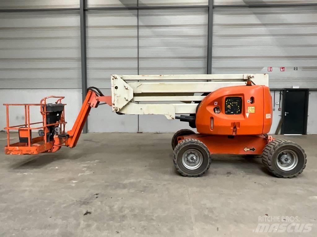 JLG 450 AJ Strēles pacēlāji