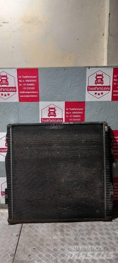 Scania G 400   1851542 Radiatori