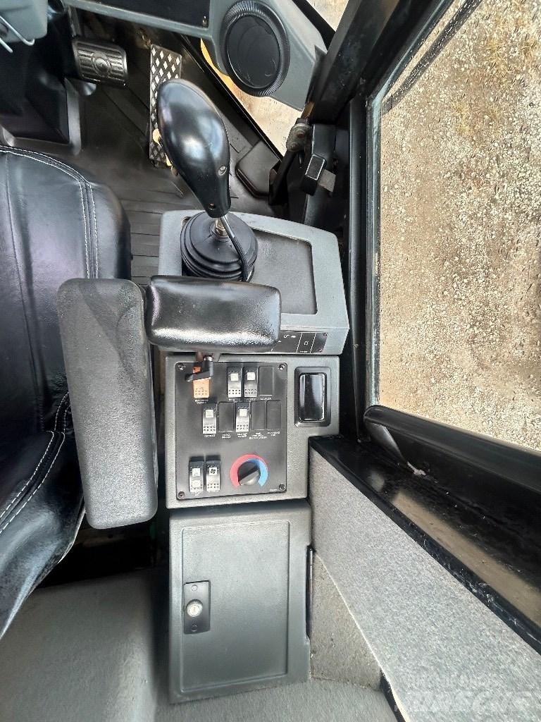 CAT 924 G Iekrāvēji uz riteņiem