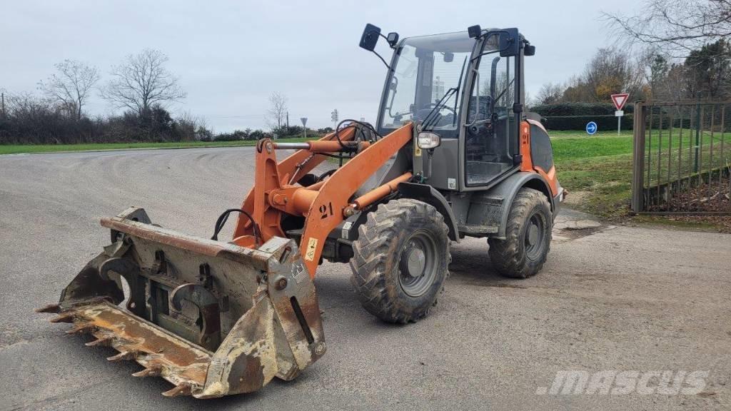 Atlas AR 60 Iekrāvēji uz riteņiem