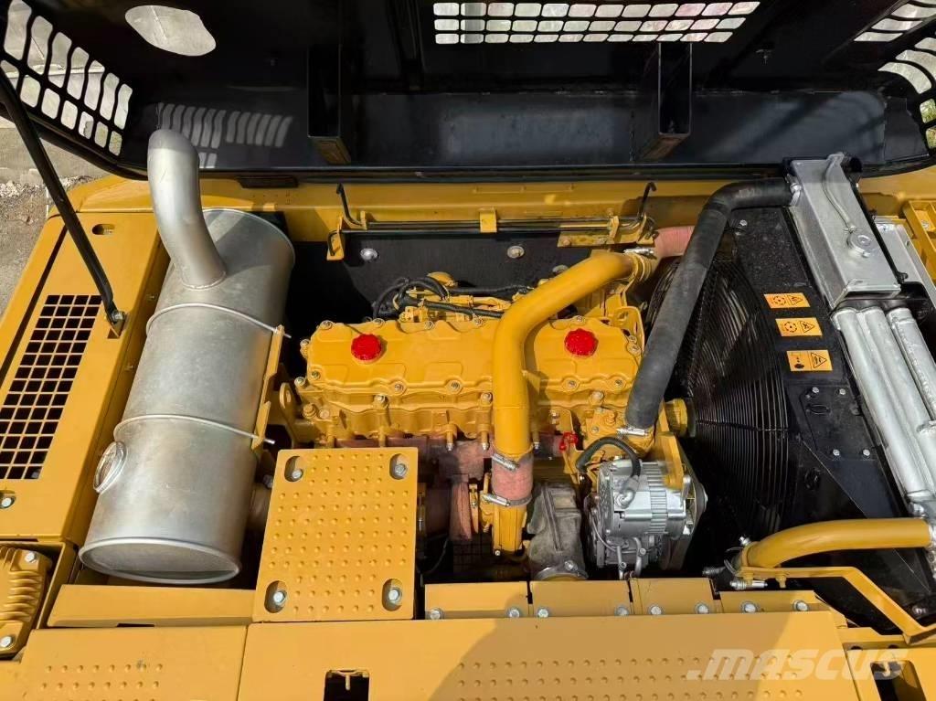 CAT 324 Kāpurķēžu ekskavatori