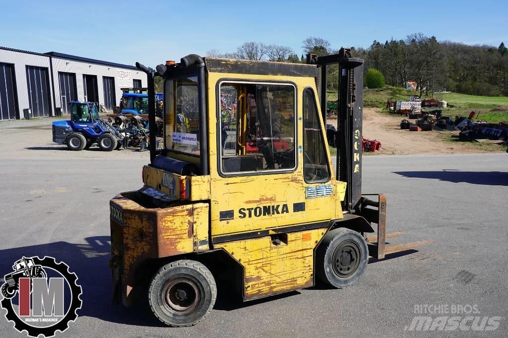 Stocka 2050 - Truck Tehnika ar dīzeļa dzinēju