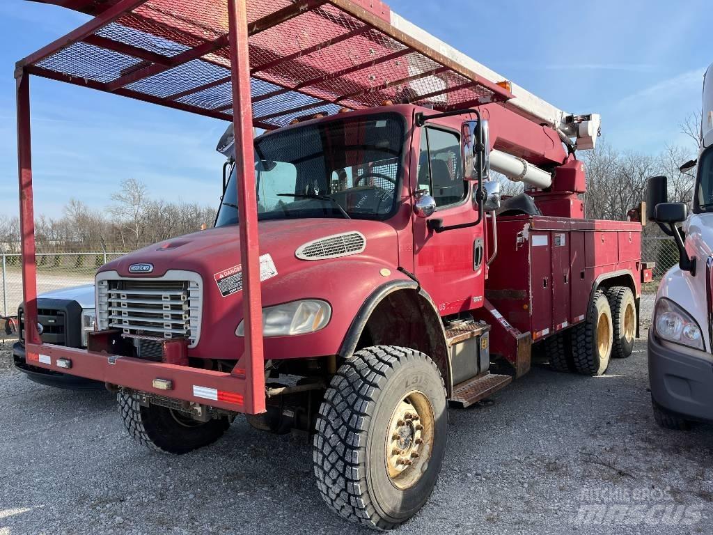 Freightliner M2-106 Pacēlāji uz automašīnas bāzes