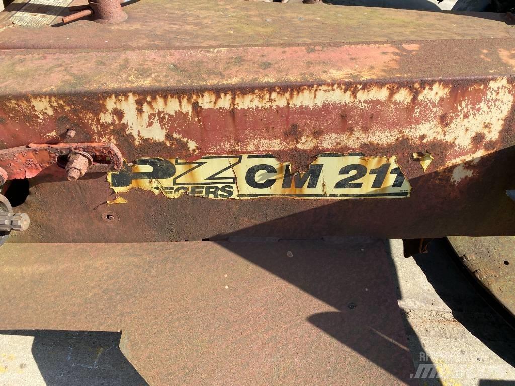 PZ CM 211 Pļaujmašīnas